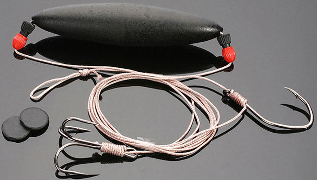 Готовая сомовая оснастка Mikado Intro Cat c подводным поплавком HIC090-4/0