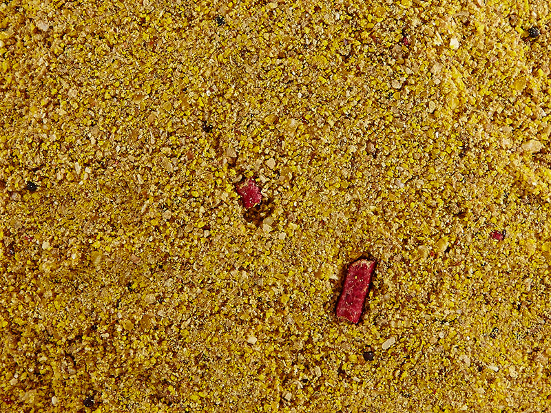 Прикормка летняя Greenfishing GF Карп/Карась Конопля 1кг