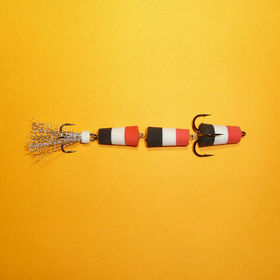 Приманка джиговая Флажок 130 Red - White - Black Россия